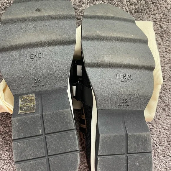 FENDI sneakers size 38 - Picture 4 of 12